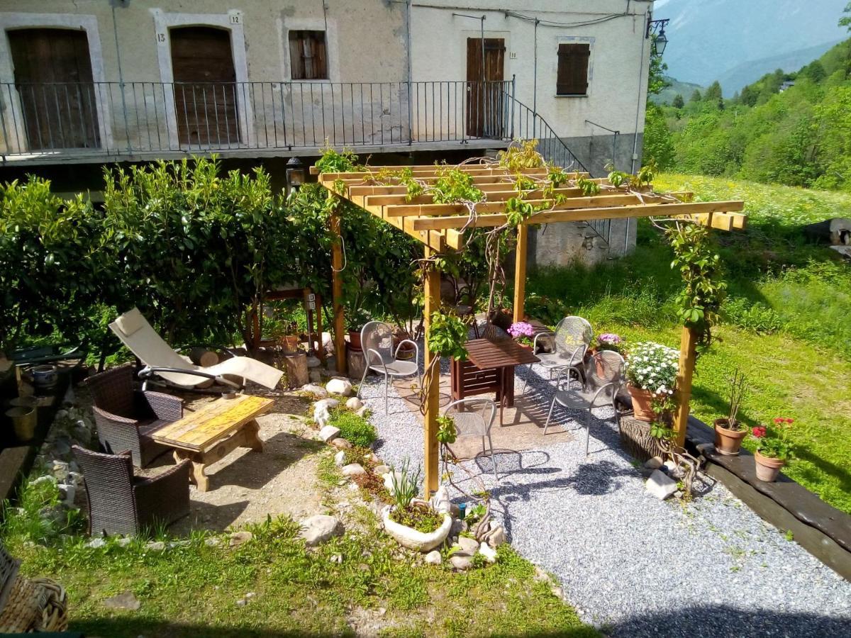 לימונה פיימונטה B&B L'Abric - Centro Storico Di Limonetto מראה חיצוני תמונה